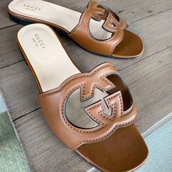Gucci Tan Leather Logo Slide Sandals - Picture 2 of 6